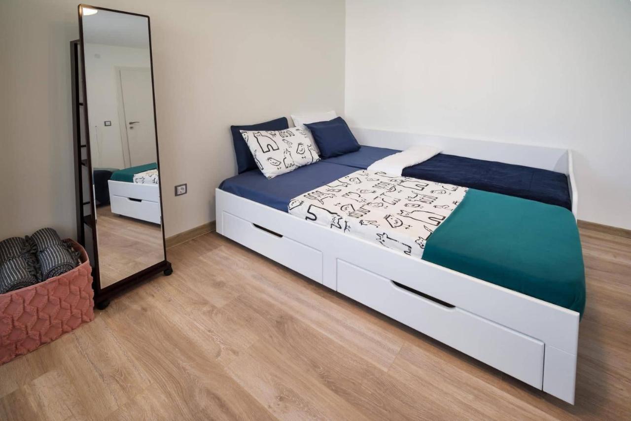 Peace&Quiet Apartment Burgas Stad Buitenkant foto