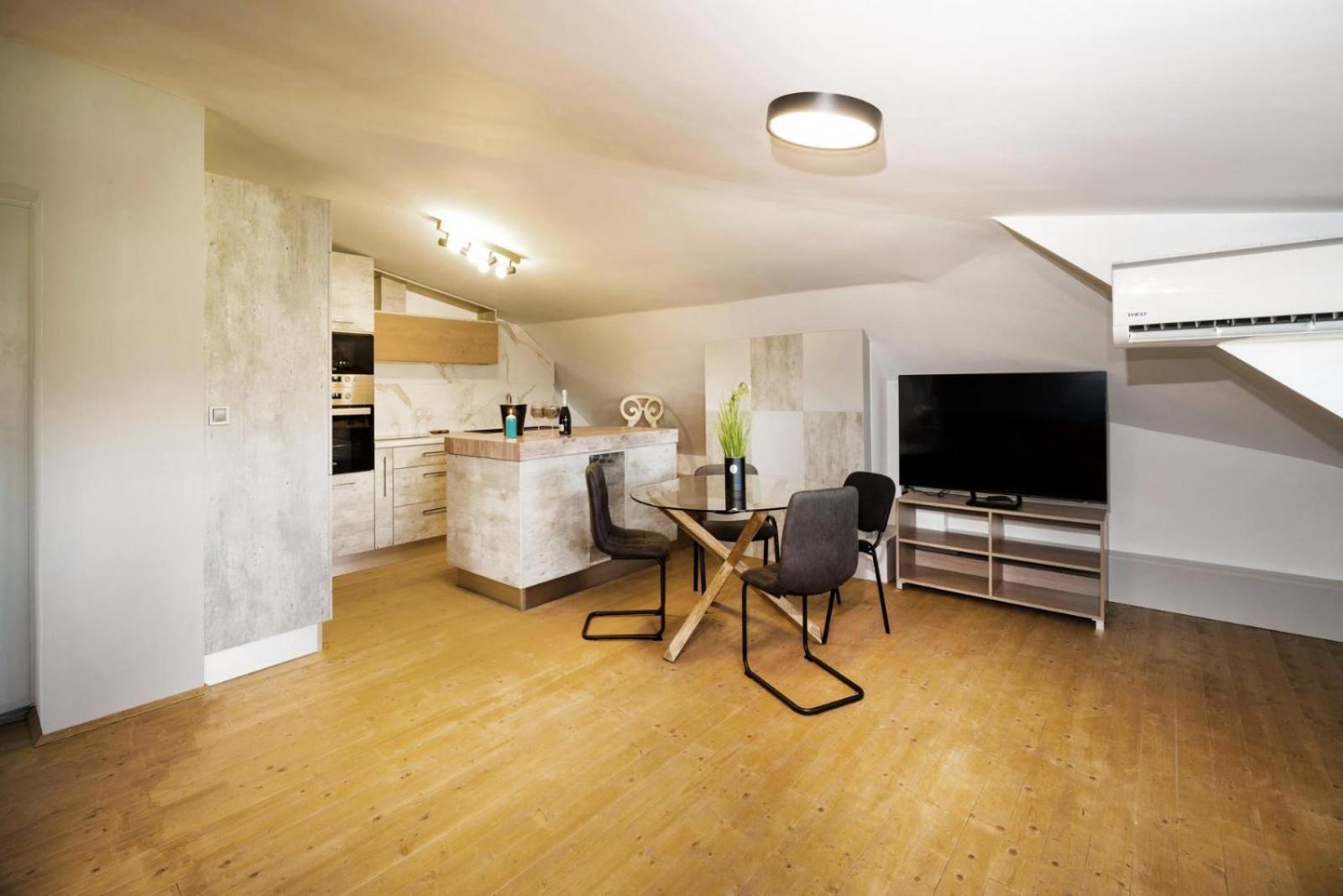 Peace&Quiet Apartment Burgas Stad Buitenkant foto